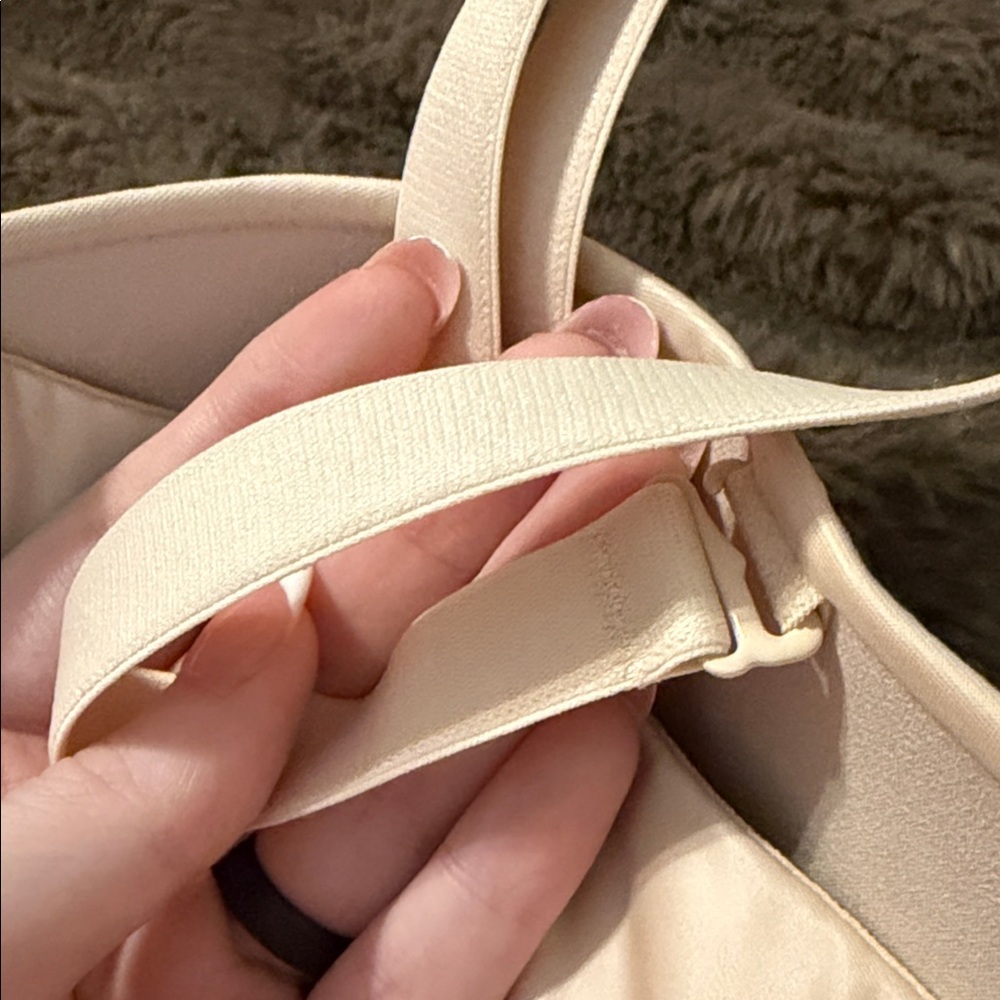 Victorias Secret Everyday Smooth Strapless Convertible Bra - Nude 42D - Picture 3 of 3